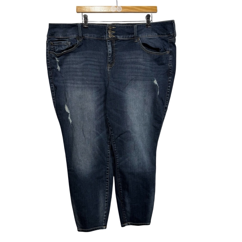 Torrid Premium women's 3 button distressed jeggings jeans 6s
